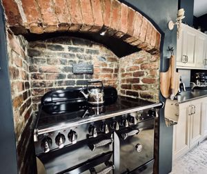 Photo 11- click for photo gallery